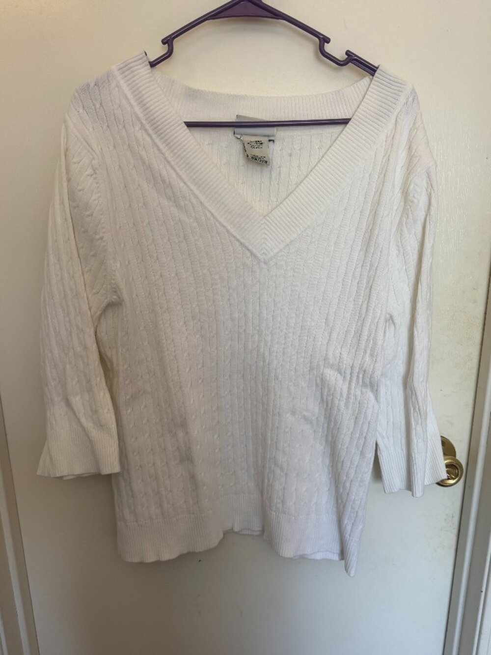 Faded Glory White Cable-Knit V-Neck Sweater W 18-20